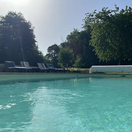 Le Pré De La Mare - Maison Familiale Avec Piscine